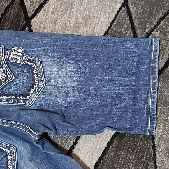 MISS ME EMBROIDERED RHINESTONES EASY BERMUDA DENIM JEAN SHORTS - Picture 11 of 14